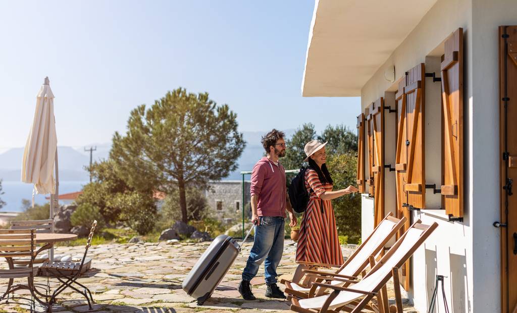 d&eacute;couvrez notre projet airbnb d&eacute;di&eacute; &agrave; un h&eacute;bergement durable et respectueux de l'environnement. profitez d'un s&eacute;jour unique tout en contribuant &agrave; la pr&eacute;servation de notre plan&egrave;te gr&acirc;ce &agrave; des logements &eacute;coresponsables et des pratiques durables.