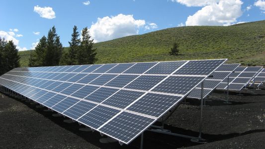 découvrez les alertes et conseils essentiels pour éviter les arnaques liées aux panneaux solaires. informez-vous sur les pratiques frauduleuses courantes et apprenez à protéger votre investissement pour un avenir énergétique durable.