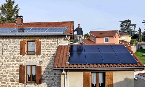découvrez comment choisir les meilleurs panneaux photovoltaïques adaptés à vos besoins. guide pratique sur les critères essentiels, les types de panneaux, et les avantages économiques pour optimiser votre investissement en énergie renouvelable.