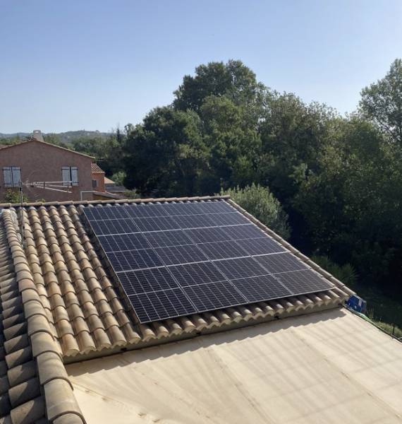 obtenez un devis personnalisé pour l'installation de panneaux solaires et réduisez vos factures d'électricité tout en préservant l'environnement. comparez les offres des professionnels et profitez d'énergie renouvelable dès aujourd'hui !