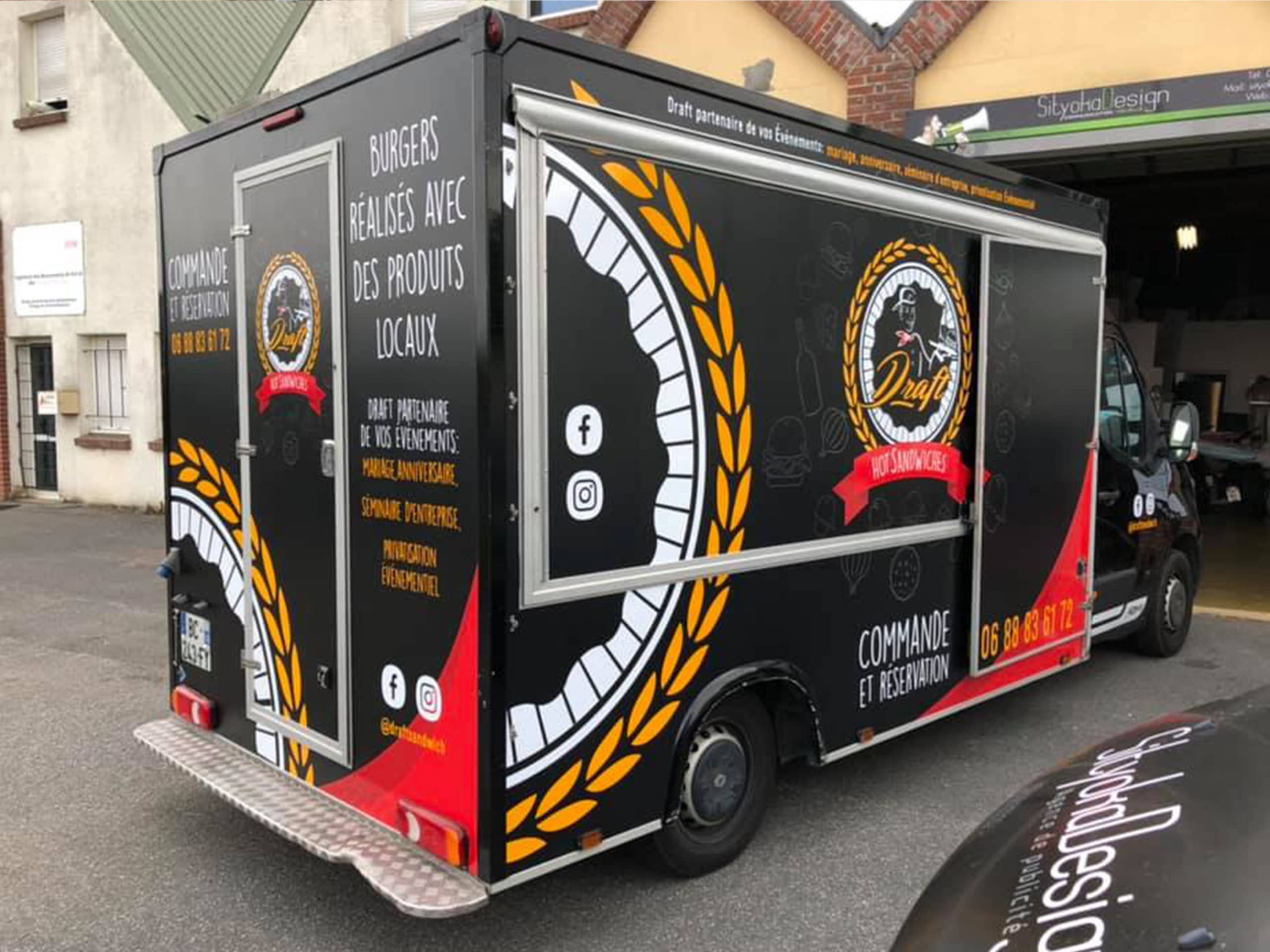 obtenez votre devis personnalisé pour l'installation de panneaux solaires sur votre food truck. profitez d'une énergie renouvelable, réduisez vos coûts et améliorez l'autonomie de votre entreprise mobile. contactez-nous dès aujourd'hui !
