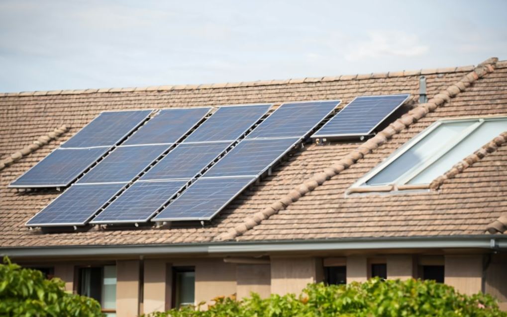obtenez votre devis personnalisé pour des panneaux aérovoltaïques et transformez l'énergie solaire en économies. découvrez les avantages écologiques et économiques de l'installation de panneaux aérovoltaïques adaptés à vos besoins.