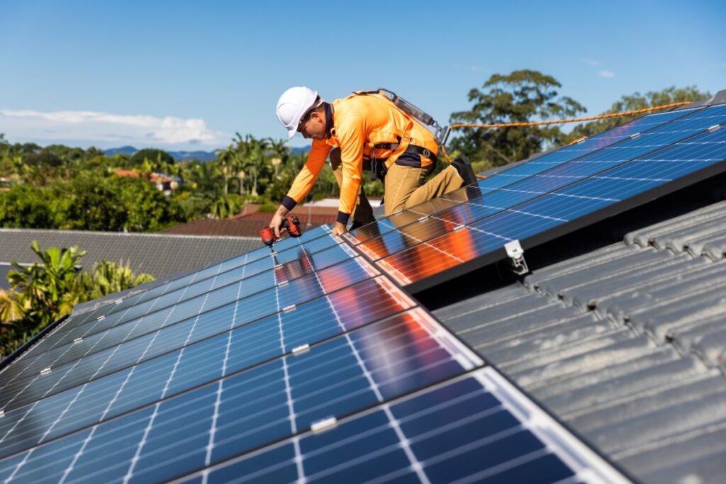 obtenez votre devis personnalisé pour l'installation de panneaux solaires. comparez les offres et optimisez votre investissement énergétique tout en réduisant votre empreinte carbone.