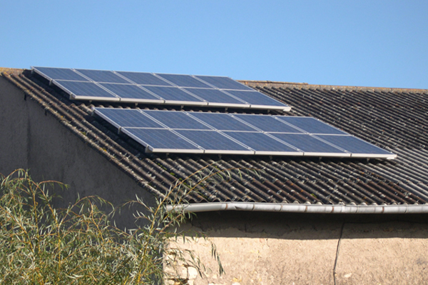 obtenez un devis personnalisé pour l'installation de panneaux solaires en 2016. comparez les offres, découvrez les avantages économiques et écologiques, et faites le choix le plus adapté à vos besoins énergétiques.