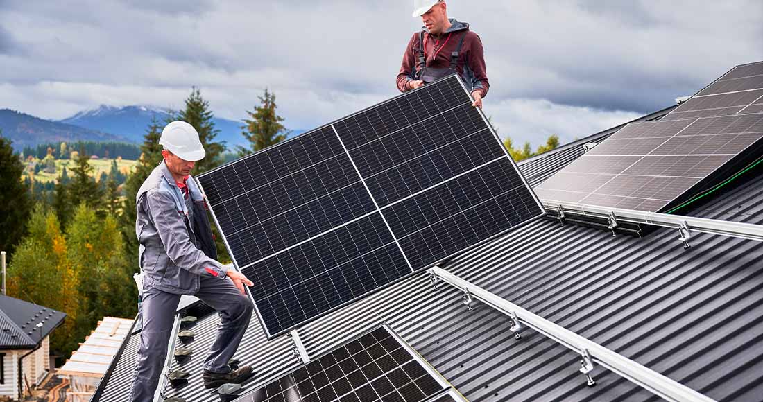 obtenez des devis personnalisés pour l'installation de panneaux solaires. comparez les offres des professionnels et réduisez vos factures d'énergie tout en contribuant à la protection de l'environnement. profitez de conseils d'experts et d'un accompagnement sur mesure pour votre projet solaire.