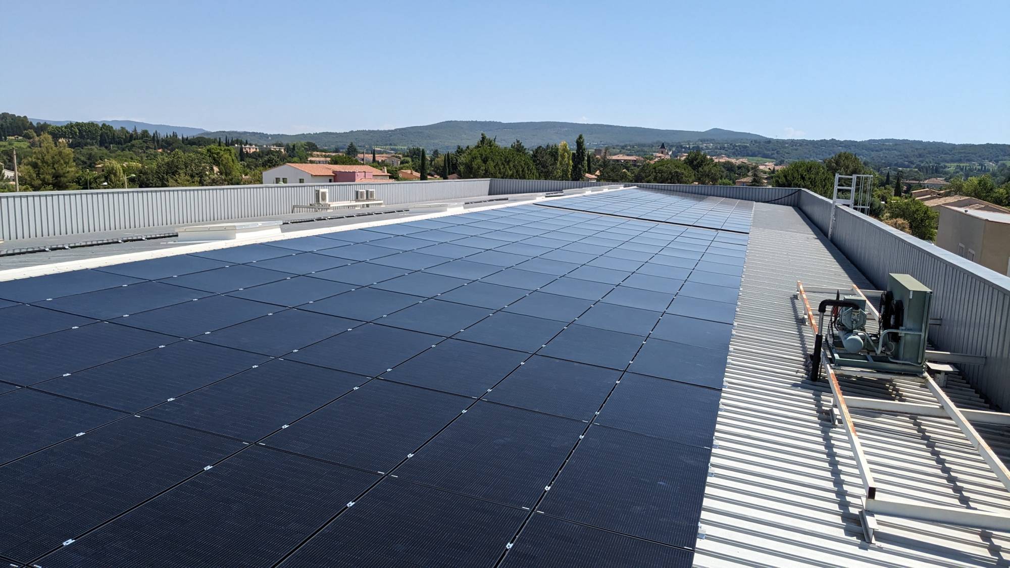 obtenez un devis personnalis&eacute; pour l'installation de panneaux solaires &agrave; aix. profitez d'une &eacute;nergie renouvelable et r&eacute;duisez votre facture d'&eacute;lectricit&eacute; gr&acirc;ce &agrave; notre expertise. contactez-nous d&egrave;s aujourd'hui pour d&eacute;couvrir nos solutions adapt&eacute;es &agrave; vos besoins.