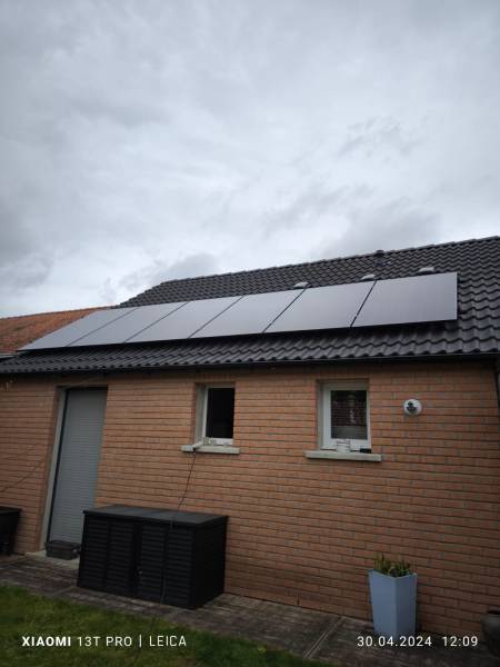 obtenez votre devis personnalisé pour l'installation de panneaux solaires à caen. profitez d'une énergie renouvelable et réduisez votre facture d'électricité avec des solutions adaptées à vos besoins et à votre budget.