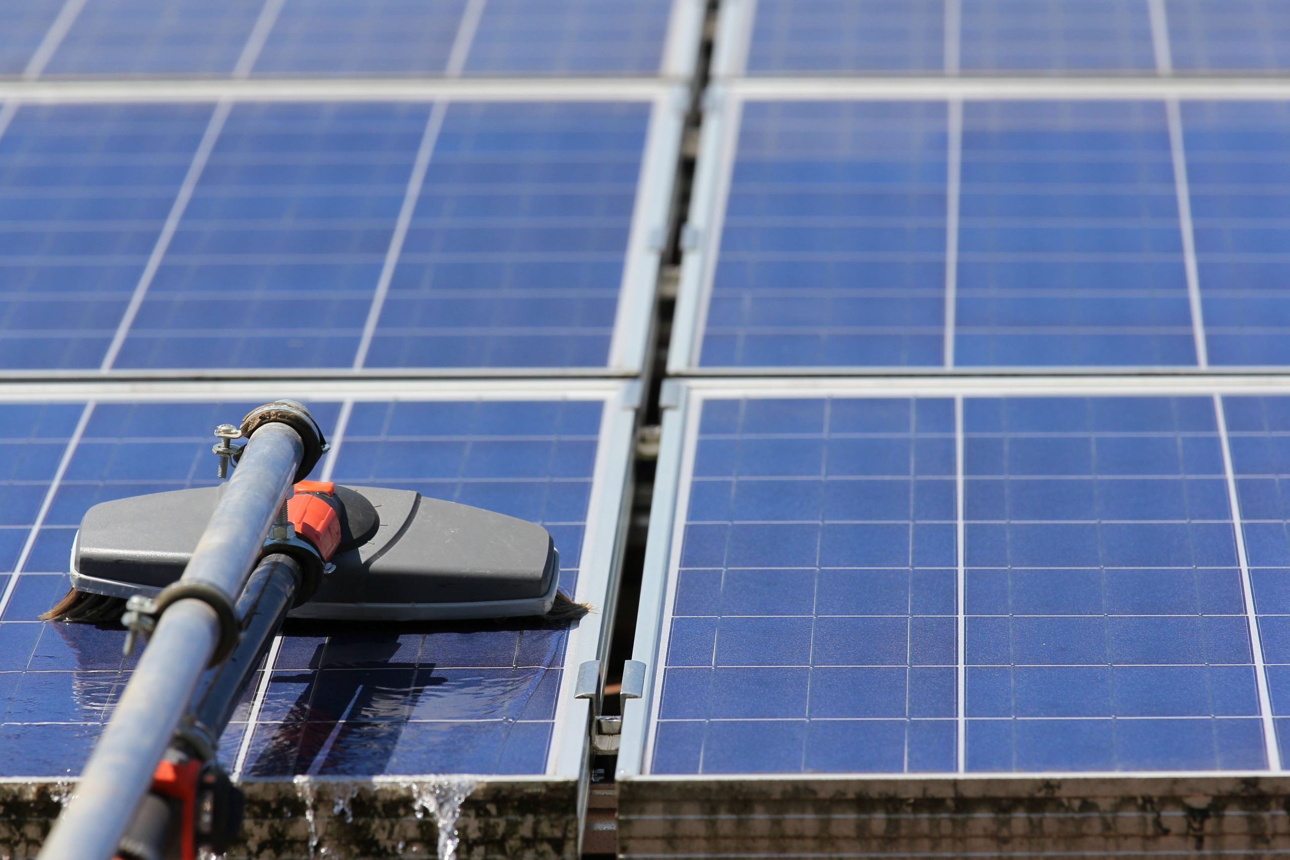 obtenez un devis personnalis&eacute; pour l'installation de panneaux solaires sur votre camping-car. profitez d'une autonomie &eacute;nerg&eacute;tique lors de vos voyages tout en r&eacute;duisant votre empreinte carbone. comparez les options et trouvez la solution id&eacute;ale pour votre aventure en plein air.