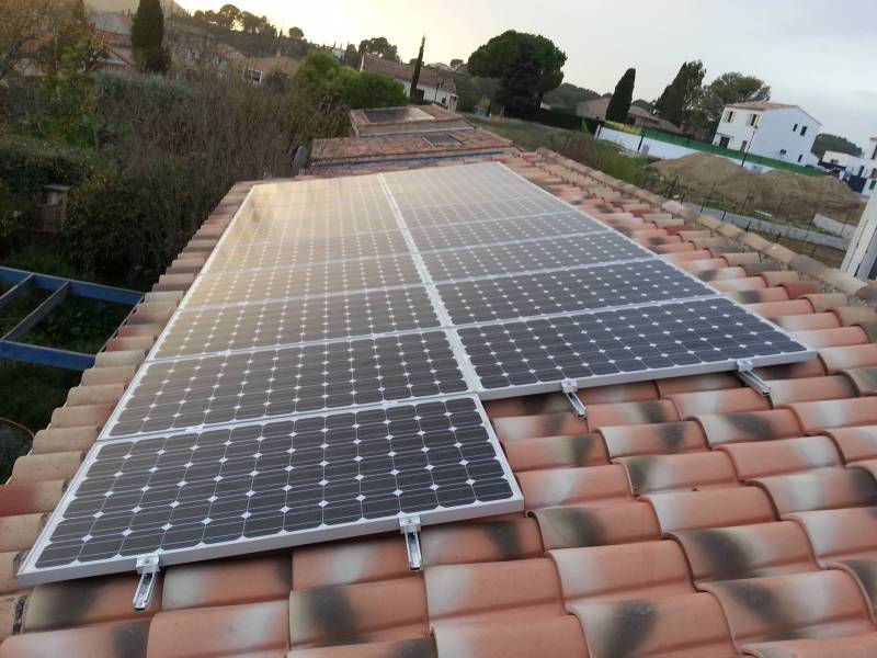 obtenez votre devis personnalisé pour l'installation de panneaux solaires à toulon. découvrez les avantages de l'énergie solaire, comparez les tarifs et faites le choix d'une énergie renouvelable pour économiser sur vos factures tout en préservant l'environnement.