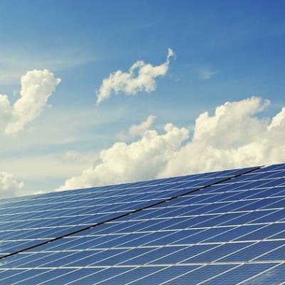 obtenez votre devis solaire personnalisé en quelques clics et découvrez comment installer des panneaux photovoltaïques peut réduire vos factures d'énergie tout en préservant l'environnement. profitez d'une énergie renouvelable et faites des économies dès aujourd'hui !