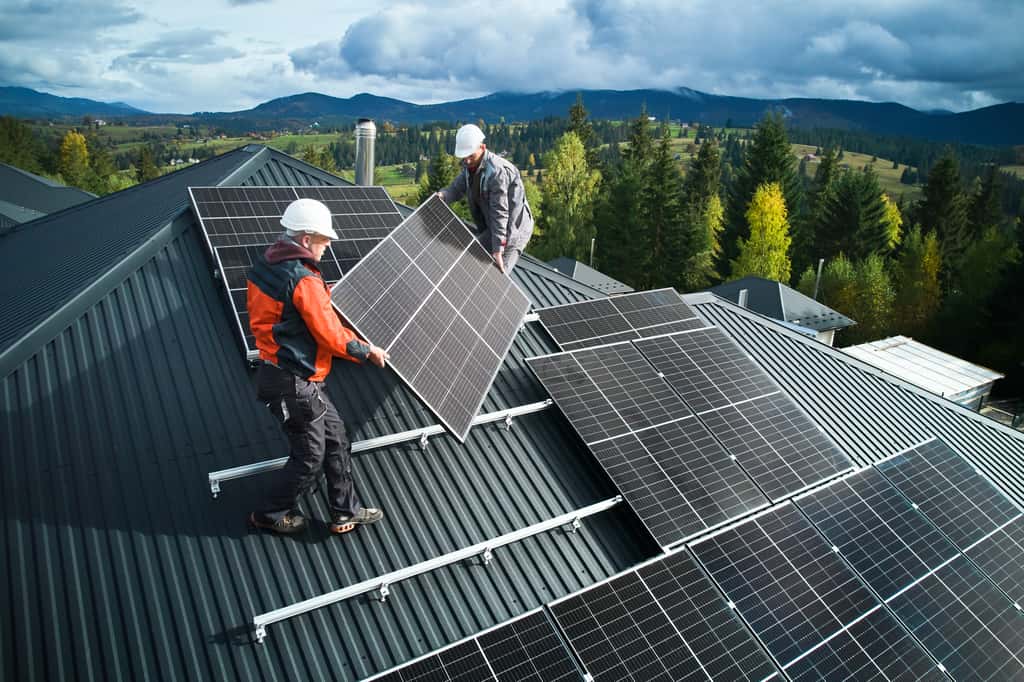 découvrez les erreurs courantes que font les installateurs de panneaux solaires et comment les éviter pour garantir une installation efficace et durable. optimisez votre projet solaire en apprenant des conseils pratiques et en évitant les pièges fréquents.