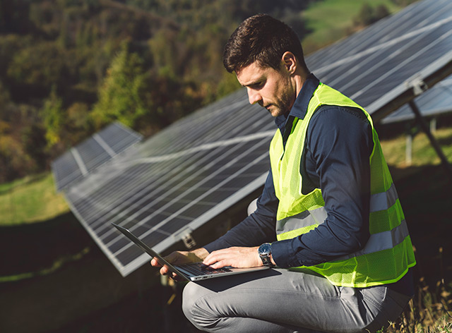 découvrez les idées reçues sur les panneaux solaires et démêlez le vrai du faux. informez-vous sur leurs avantages, leur fonctionnement et leur impact environnemental pour prendre des décisions éclairées sur l'énergie solaire.