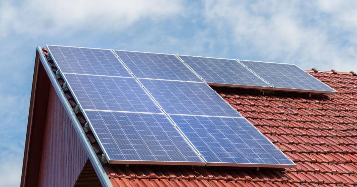 d&eacute;couvrez le panneau solaire thermique, une solution &eacute;cologique et &eacute;conomique pour chauffer votre eau et am&eacute;liorer l'efficacit&eacute; &eacute;nerg&eacute;tique de votre maison. profitez d'une &eacute;nergie renouvelable et r&eacute;duisez vos factures &eacute;nerg&eacute;tiques gr&acirc;ce &agrave; cette technologie innovante.