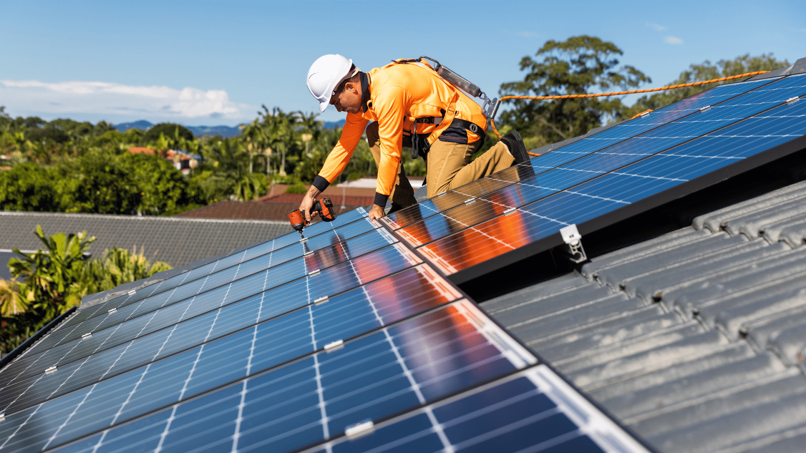 découvrez les tendances et les estimations des prix des panneaux solaires en 2025. informez-vous sur les facteurs influençant les coûts, les subventions disponibles et les meilleures options pour investir dans l'énergie solaire.
