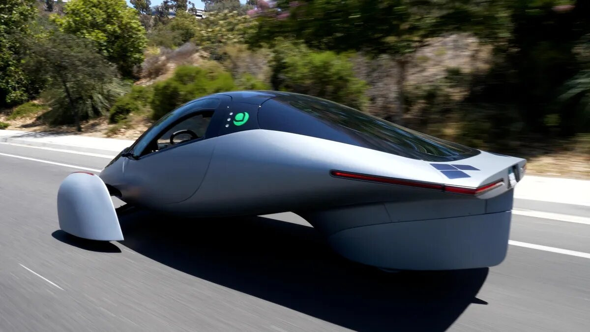 d&eacute;couvrez les voitures solaires de 2025, une r&eacute;volution dans le secteur automobile alliant innovation et durabilit&eacute;. explorez les derniers mod&egrave;les, leurs performances, et comment elles contribuent &agrave; un avenir plus vert.