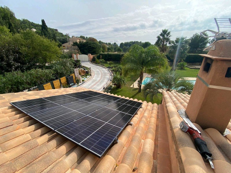 découvrez les nouvelles aides solaires 2025 : des subventions et dispositifs pour encourager l'installation d'énergies renouvelables. profitez de soutiens financiers pour réduire vos coûts énergétiques tout en contribuant à la transition écologique.