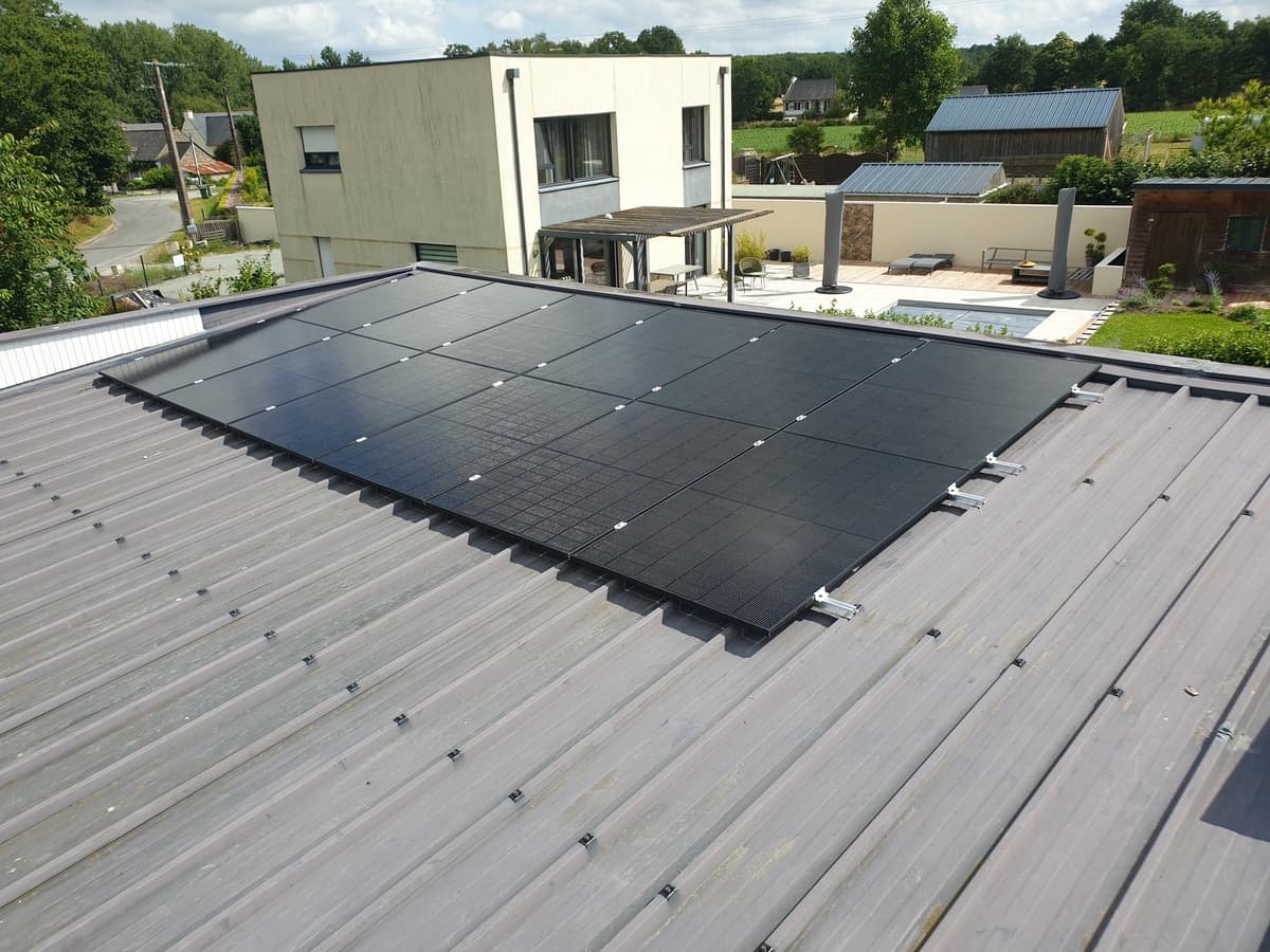 découvrez les avantages de l'autoconsommation solaire : une solution efficace pour réduire vos factures d'électricité, valoriser votre énergie renouvelable et contribuer à un avenir durable. optez pour l'énergie solaire et devenez acteur de votre consommation énergétique.