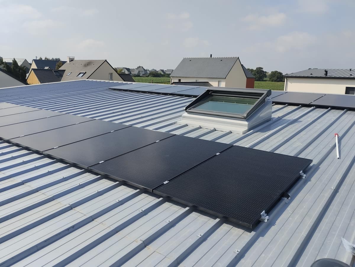 découvrez comment l'avenir solaire transforme notre planète grâce à des innovations durables et des technologies vertes. explorez les bénéfices de l'énergie solaire et son rôle clé dans la lutte contre le changement climatique.