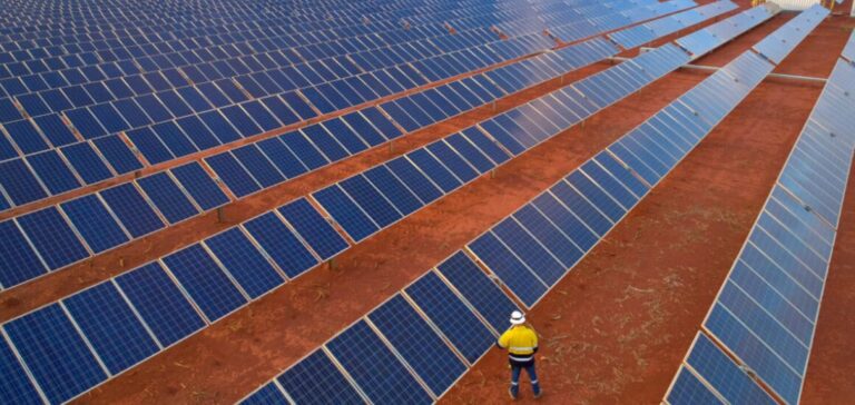 découvrez les tendances et les prévisions pour le budget des panneaux solaires en 2024. informez-vous sur les coûts, les subventions et les économies potentielles pour investir dans une énergie renouvelable durable.