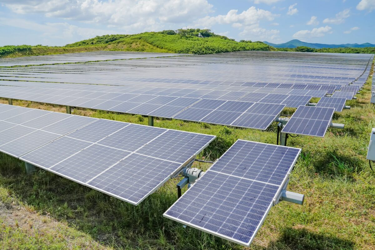 découvrez comment choisir l'entreprise idéale pour vos panneaux solaires en 2025. obtenez des conseils sur les critères de sélection, les certifications et les prix pour maximiser votre investissement dans l'énergie renouvelable.