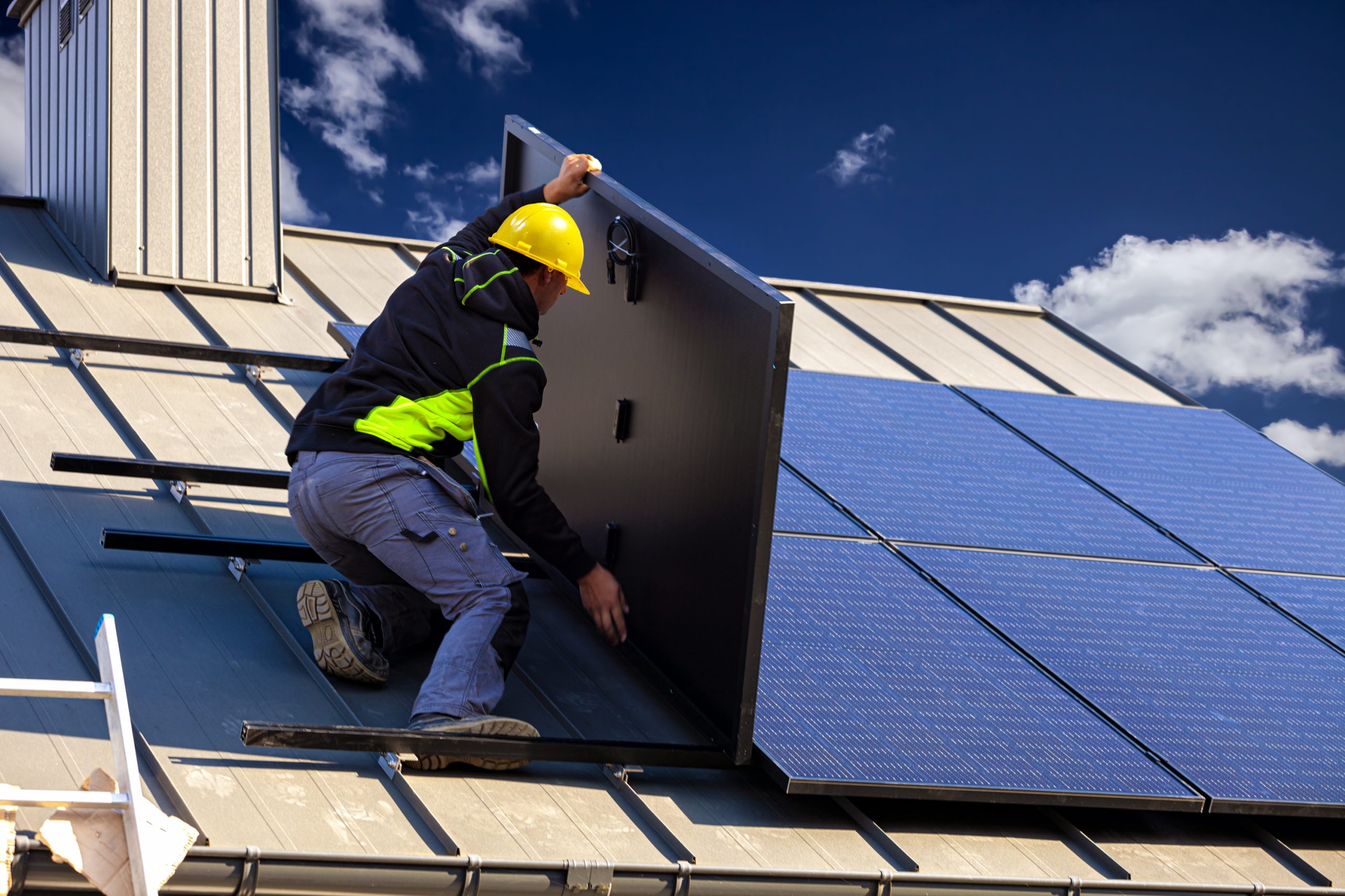 d&eacute;couvrez comment faire le meilleur choix pour votre installateur solaire. conseils, crit&egrave;res &agrave; prendre en compte et &eacute;tapes essentielles pour garantir une installation efficace et durable de votre syst&egrave;me solaire.