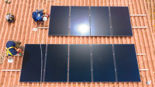 d&eacute;couvrez notre comparateur de panneaux solaires pour r&eacute;duire votre empreinte carbone. &eacute;valuez les meilleures options d'&eacute;nergie solaire et contribuez &agrave; la protection de l'environnement tout en optimisant vos &eacute;conomies d'&eacute;nergie.