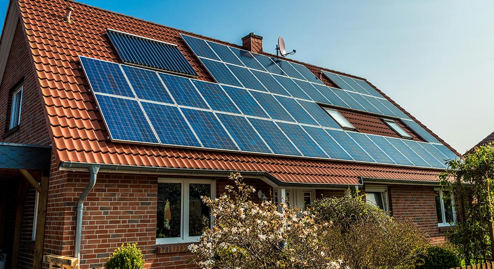 découvrez notre guide complet pour comparer les panneaux solaires. explorez les différentes marques, technologies et prix afin de faire le meilleur choix pour votre installation photovoltaïque. optimisez votre investissement écologique et économique en consultant nos conseils d'experts.