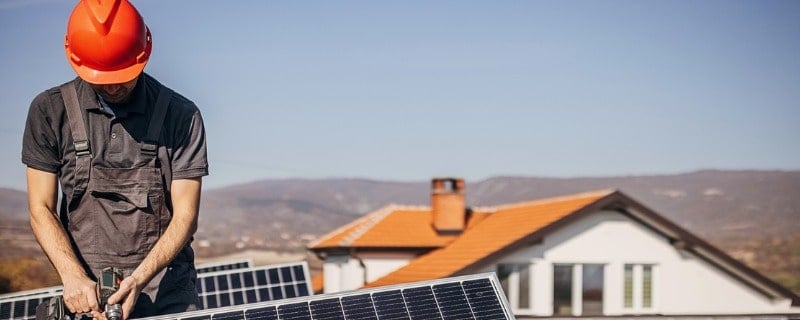 découvrez notre comparateur de panneaux solaires pour choisir la solution la plus adaptée à vos besoins. faites confiance à notre expertise et trouvez facilement les meilleures options pour une énergie renouvelable efficace et économique.