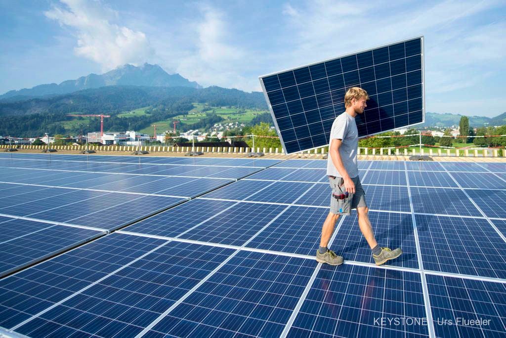 découvrez tout sur le coût d'installation d'un système solaire de 6 kwc en 2025. explorez les tendances, les avantages financiers et les estimations de prix pour maximiser votre investissement énergétique.