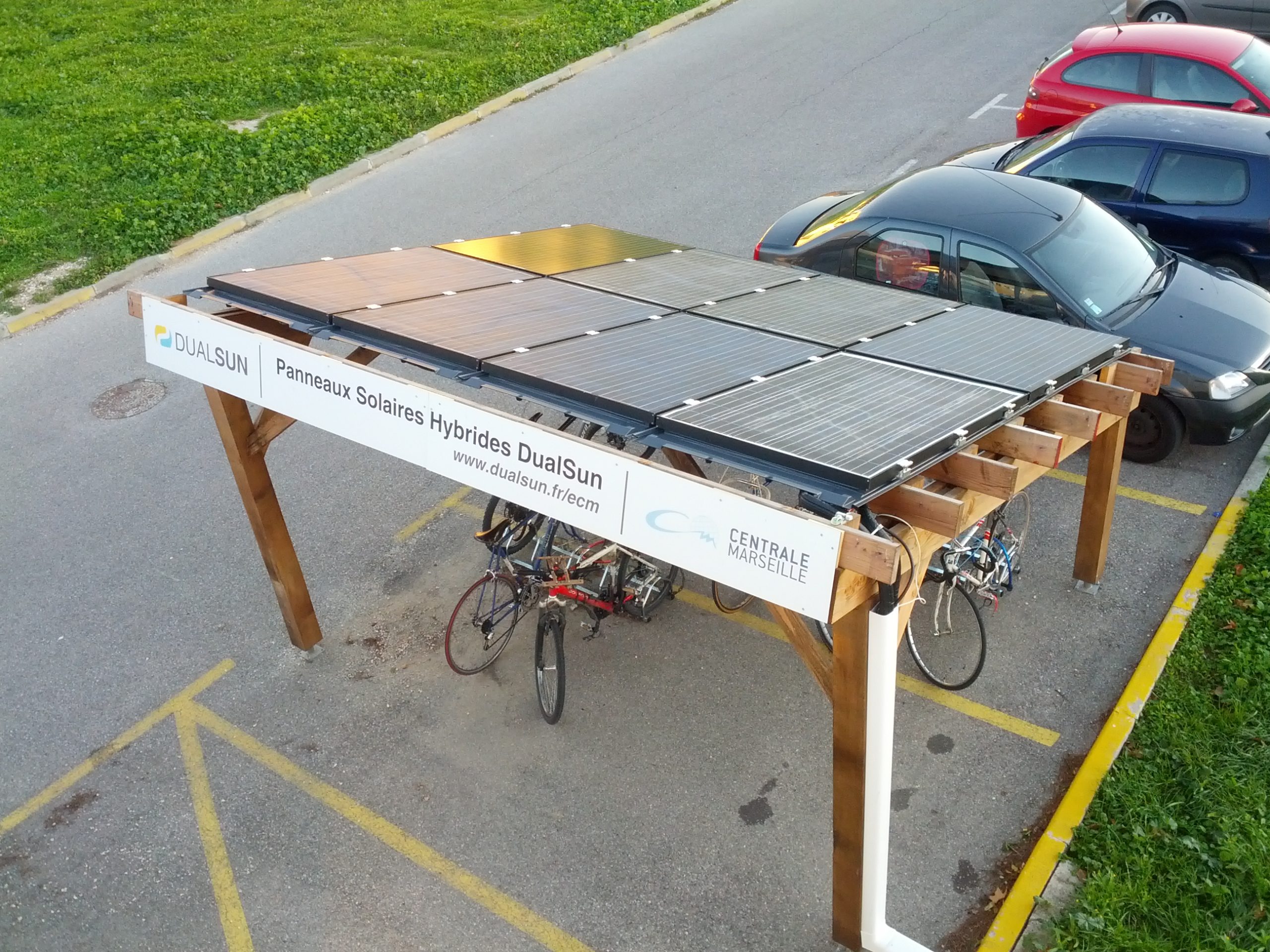 découvrez les différentes méthodes de différenciation des panneaux solaires pour optimiser votre consommation d'énergie. apprenez à choisir le modèle adapté à vos besoins et à maximiser votre investissement dans les énergies renouvelables.