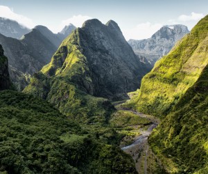 découvrez les tendances d'ensoleillement annuel à la réunion, une île paradisiaque où le ciel est souvent dégagé. informez-vous sur les meilleures périodes pour profiter du soleil et des paysages spectaculaires tout au long de l'année.