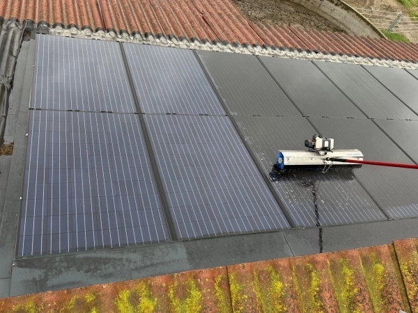 découvrez les meilleures pratiques pour l'entretien de vos panneaux solaires en 2025. assurez-vous d'optimiser leur performance et d'augmenter leur durée de vie grâce à nos conseils d'experts.