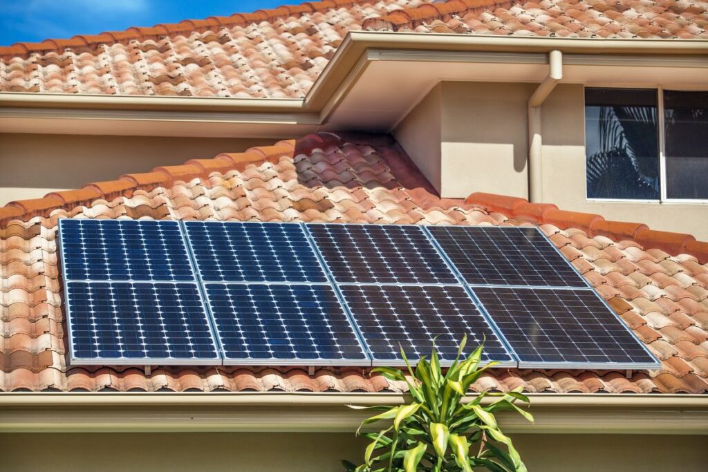 découvrez notre guide complet sur l'évaluation des maisons équipées de panneaux solaires. apprenez comment estimer la valeur de votre propriété, les avantages écologiques et économiques des panneaux solaires, et les critères à prendre en compte pour une évaluation précise.