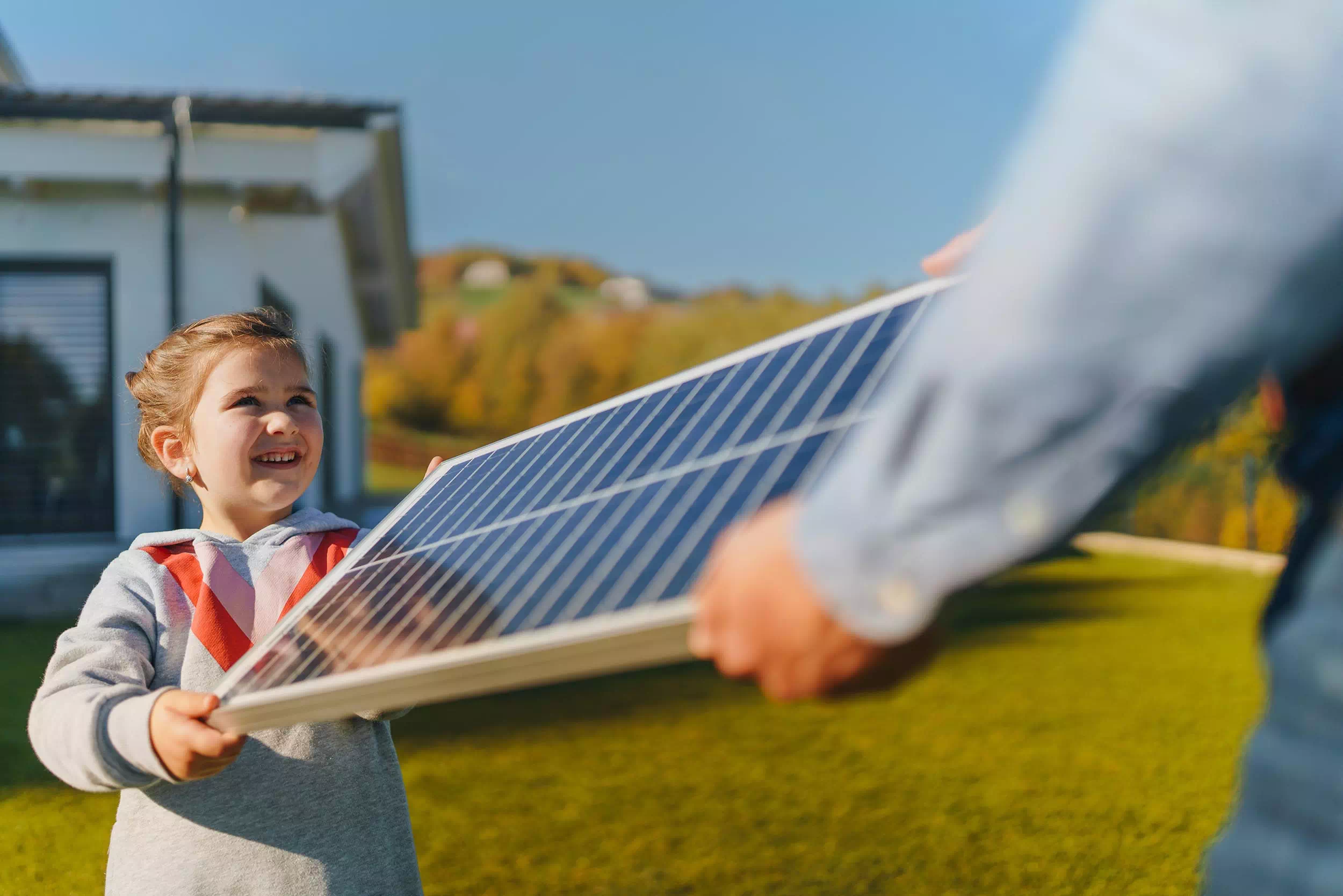 découvrez notre faq sur l'autoconsommation solaire : des réponses claires et précises à toutes vos questions sur l'énergie solaire, l'installation de panneaux photovoltaïques, les économies d'énergie et les démarches à suivre pour devenir autonome grâce à l'énergie renouvelable.