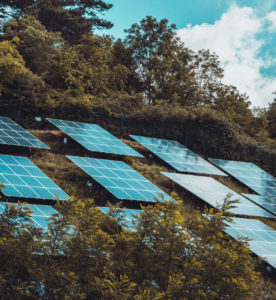 d&eacute;couvrez les options de financement avantageuses pour l'installation de panneaux solaires. profitez d'aides financi&egrave;res, de cr&eacute;dits d'imp&ocirc;t et de solutions de pr&ecirc;t pour rendre votre projet d'&eacute;nergie renouvelable accessible et rentable.
