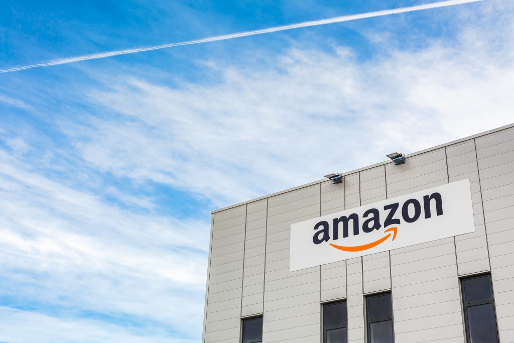 d&eacute;couvrez l'impact d'amazon &agrave; augny, une analyse approfondie des effets &eacute;conomiques, sociaux et environnementaux de l'installation de ce g&eacute;ant du e-commerce dans la r&eacute;gion. &eacute;valuez les opportunit&eacute;s et les d&eacute;fis que cela repr&eacute;sente pour les habitants et les entreprises locales.