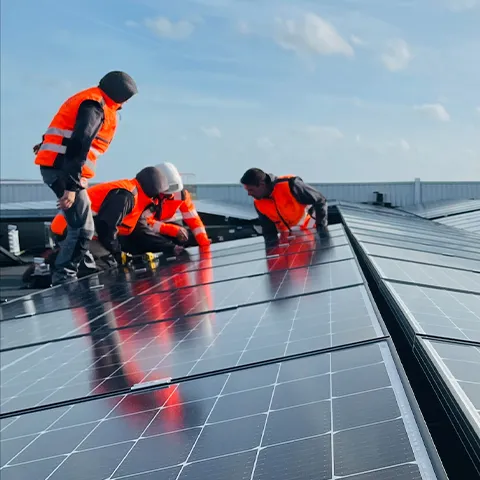trouvez un installateur de panneaux solaires qualifié pour transformer votre habitation en une source d'énergie renouvelable. profitez d'une installation professionnelle, de conseils personnalisés et d'un accompagnement dans vos démarches pour réussir votre transition énergétique.