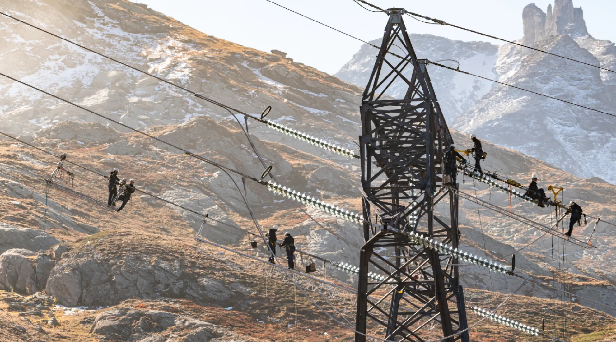découvrez l'interconnexion rte, un réseau électrique essentiel qui relie les infrastructures de production et de consommation d'énergie. explorez son rôle dans la transition énergétique, sa contribution à la sécurité d'approvisionnement, ainsi que les défis et opportunités qu'il représente pour une énergie durable en france.