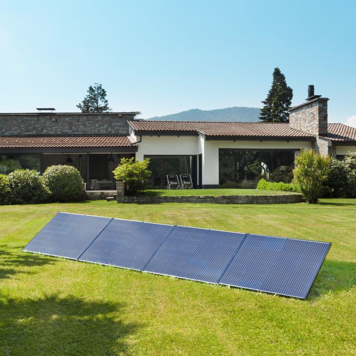 découvrez notre kit solaire jardin complet, idéal pour alimenter vos espaces extérieurs tout en préservant l'environnement. facile à installer, il vous permet de profiter d'une source d'énergie renouvelable pour éclairer vos allées, alimenter vos appareils de jardinage et créer une ambiance chaleureuse. optez pour une solution écologique et économique dès aujourd'hui !