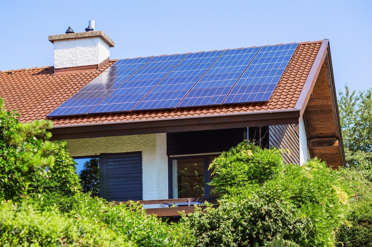 d&eacute;couvrez les derni&egrave;res r&eacute;glementations sur les panneaux solaires pour 2025. informez-vous sur les lois, les incitations et les normes en mati&egrave;re d'&eacute;nergie solaire afin de maximiser vos investissements et de contribuer &agrave; la transition &eacute;nerg&eacute;tique.