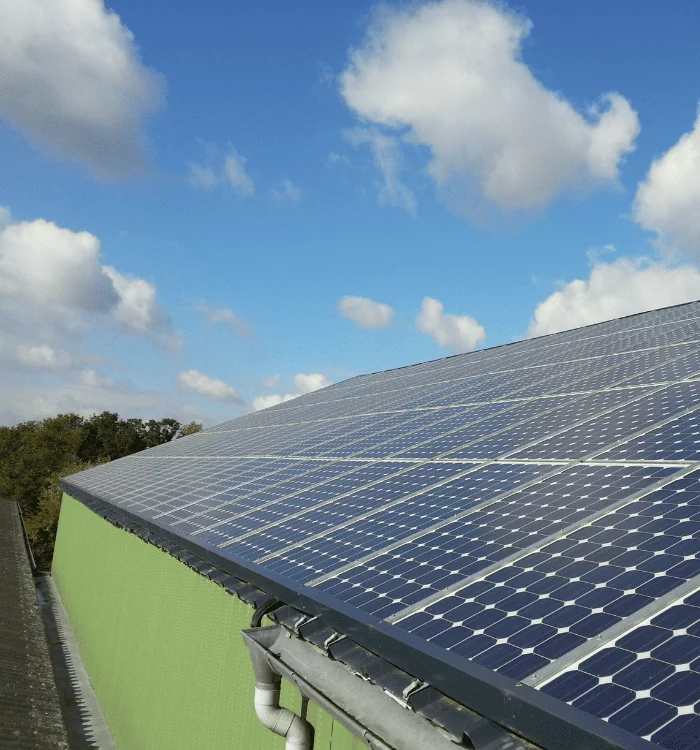 d&eacute;couvrez tout ce qu'il faut savoir sur la l&eacute;gislation relative aux panneaux solaires en france. informez-vous sur les r&egrave;gles, les subventions et les d&eacute;marches &agrave; suivre pour installer des panneaux photovolta&iuml;ques en toute l&eacute;galit&eacute;.
