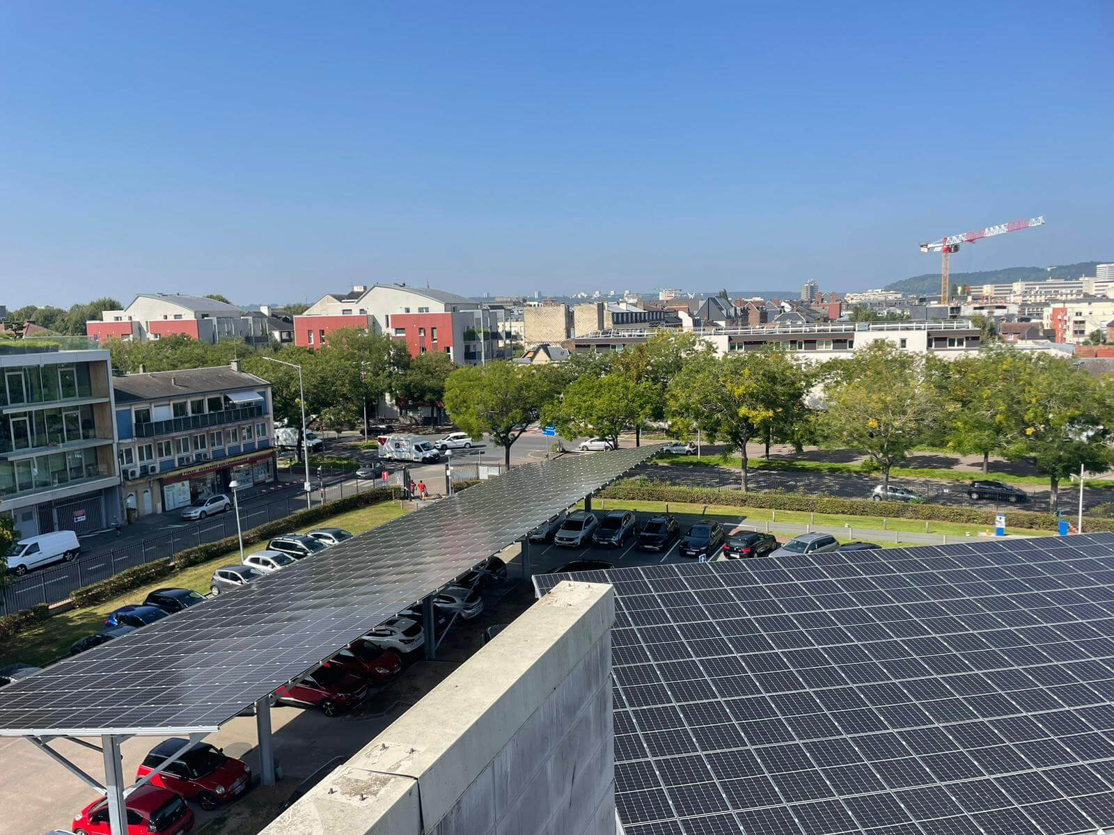 d&eacute;couvrez les meilleures marques de panneaux solaires en 2025. comparez les technologies, les performances et les avis pour choisir l'&eacute;quipement qui r&eacute;pond parfaitement &agrave; vos besoins en &eacute;nergie renouvelable.