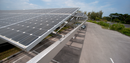 découvrez les obligations des installateurs de panneaux solaires en france. informez-vous sur les normes, les certifications requises et les réglementations à respecter pour garantir une installation sécurisée et conforme. assurez la réussite de votre projet solaire tout en respectant les exigences légales.