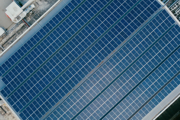 découvrez comment optimiser votre système solaire pour maximiser son efficacité et réduire vos coûts énergétiques. explorez des conseils pratiques, des technologies innovantes et des stratégies d'entretien pour tirer le meilleur parti de votre installation solaire.