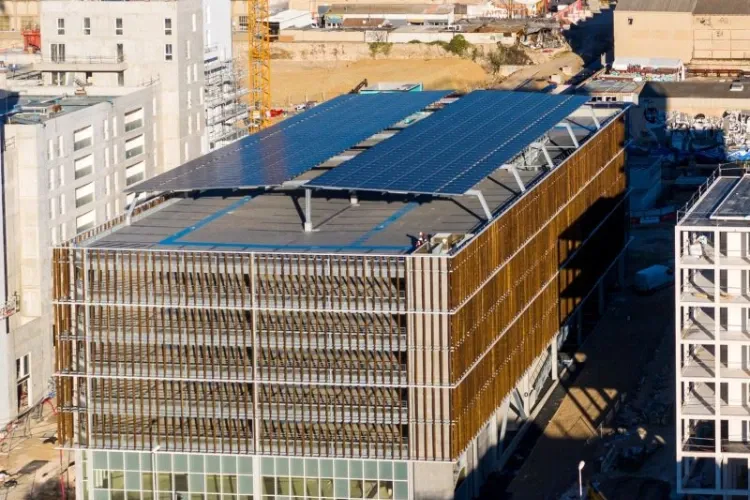 découvrez les meilleures solutions de panneaux solaires à marseille en 2025. optimisez votre consommation d'énergie et adoptez une démarche écologique avec des dispositifs performants et adaptés à vos besoins. informez-vous sur les subventions et installations pour un avenir durable.