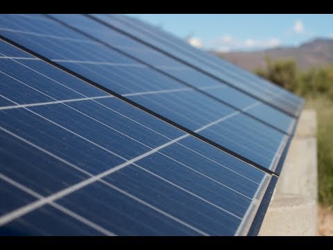 découvrez comment la sncf adopte des panneaux solaires pour favoriser une énergie renouvelable et durable. informez-vous sur les initiatives écologiques de la sncf et leur impact sur l'environnement.