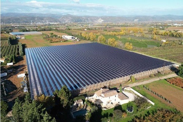découvrez reden solar, spécialisée dans la production d'énergie solaire avec un projet ambitieux de 200 mw. engagez-vous pour un avenir durable en soutenant l'énergie renouvelable et profitez d'une solution écologique pour la transition énergétique.