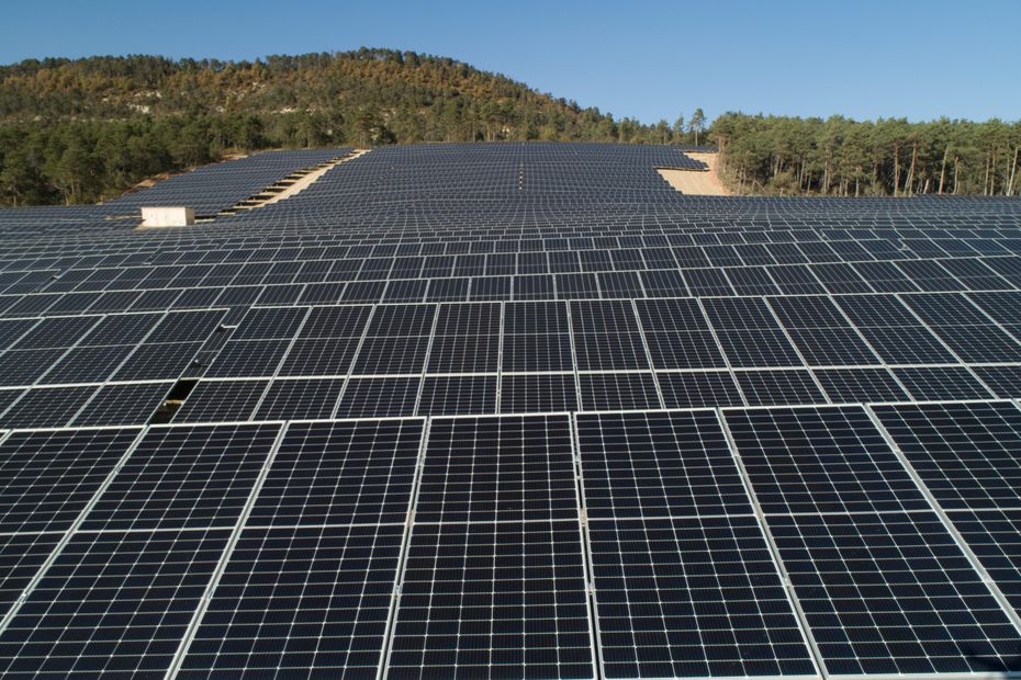 d&eacute;couvrez les meilleures r&eacute;gions de france pour installer des panneaux solaires. explorez les opportunit&eacute;s et avantages de l'&eacute;nergie solaire dans chaque r&eacute;gion, et trouvez des conseils pratiques pour optimiser votre projet de photovolta&iuml;que.