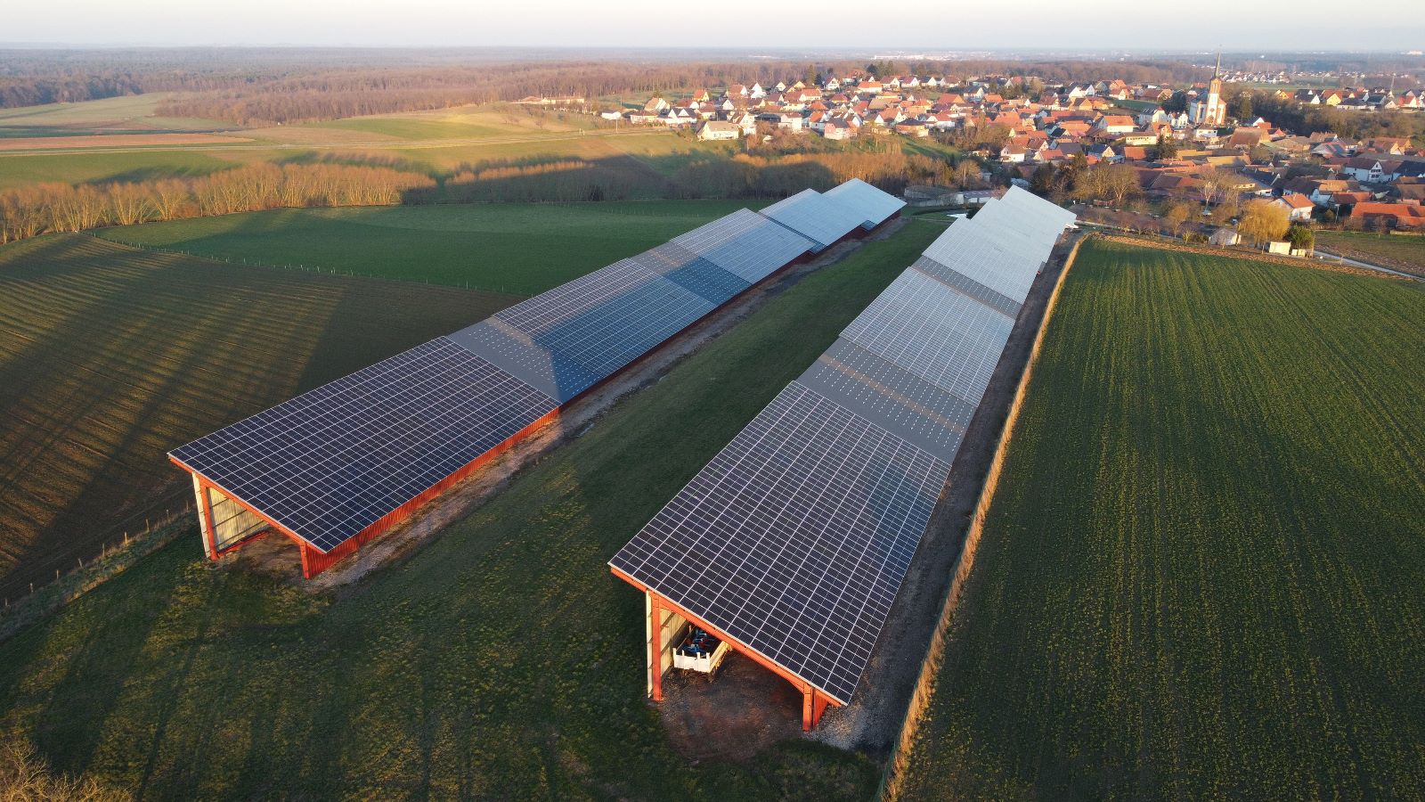 d&eacute;couvrez les r&eacute;ussites des panneaux solaires en 2025 : innovations, performances r&eacute;volutionnaires et impact positif sur l'environnement. explorez comment ces technologies avanc&eacute;es transforment notre avenir &eacute;nerg&eacute;tique.