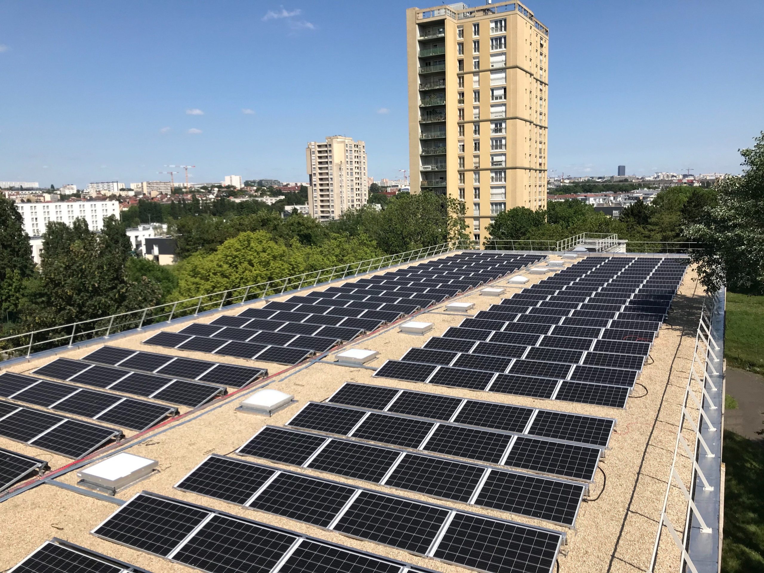découvrez roi panneaux solaires, votre expert en solutions photovoltaïques. transformez votre toit en source d'énergie renouvelable et réduisez vos factures d'électricité tout en contribuant à un avenir durable.